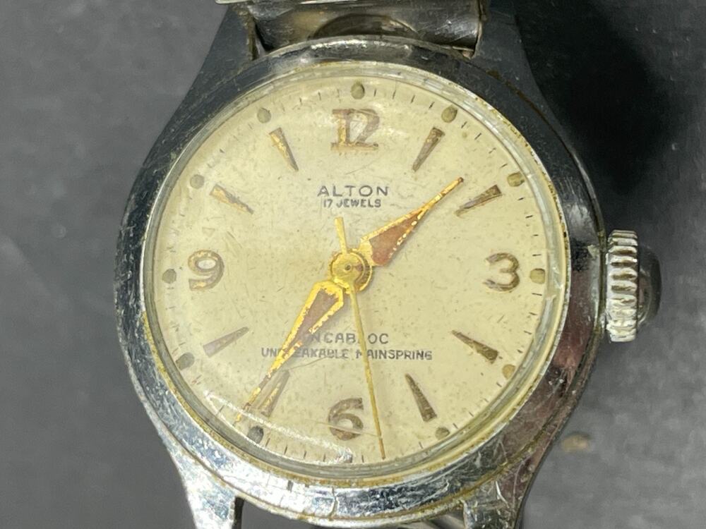Vintage Alton 17 Jewels Watch Incabloc Unbreakable Mainspring Silver Tone 23mm